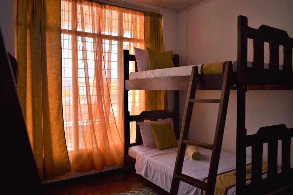 Lajuela Bnb & Hostel Алахуэла Экстерьер фото